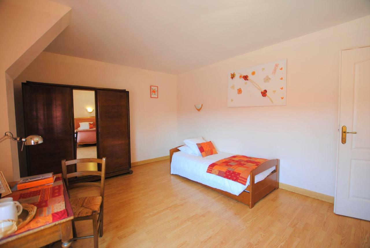 La Janenquelle Bed & Breakfast Sarry  Luaran gambar